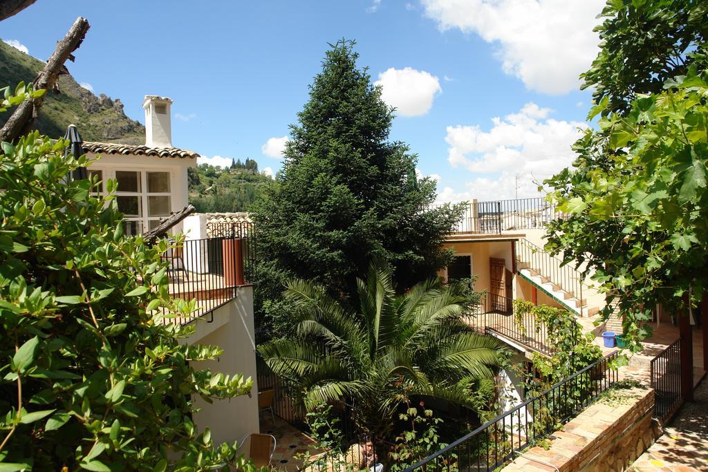 Casa Rural Plaza De Santa Maria Cazorla Buitenkant foto